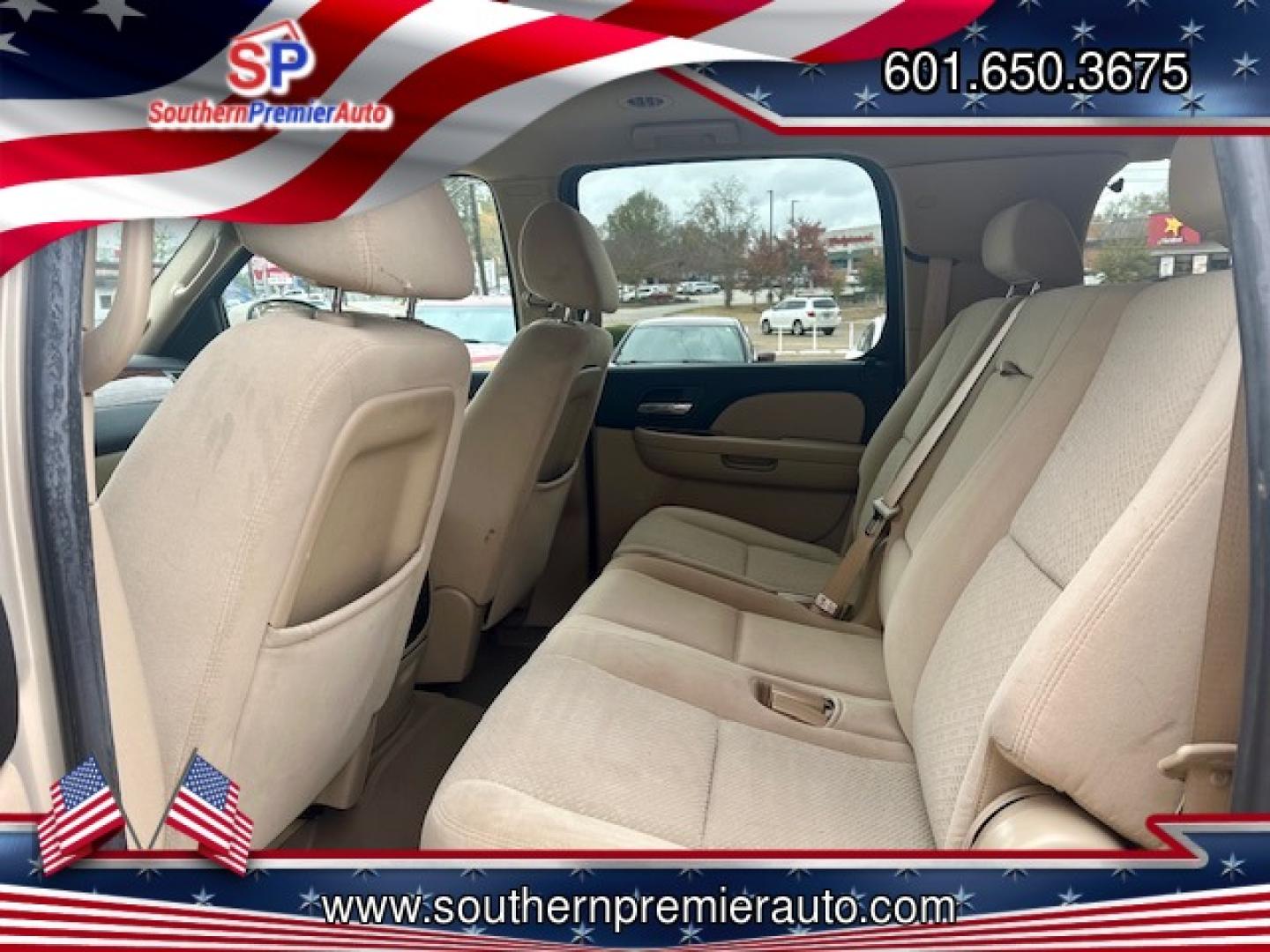 2008 TAN CHEVROLET SUBURBAN BASE; LT LS (3GNFC16038G) with an 5.3L V8 OHV 16V FFV engine, 4-Speed Automatic transmission, located at 922 W. Beacon St., Philadelphia, MS, 39350, (601) 650-3675, 32.770447, -89.127151 - Title: 2008 Chevrolet Suburban LS 1500 Year: 2008 Make: Chevrolet Model: Suburban Engine: 5.3L V8 OHV 16V FFV Body: SPORT UTILITY 4-DR Transmission: 4-Speed Automatic Overdrive Drive Type: RWD Mpg City: 15 Mpg: 21 Trim: LS 1500 - Photo#13